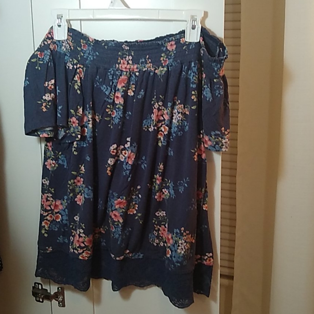 Off shoulder blue floral shirt